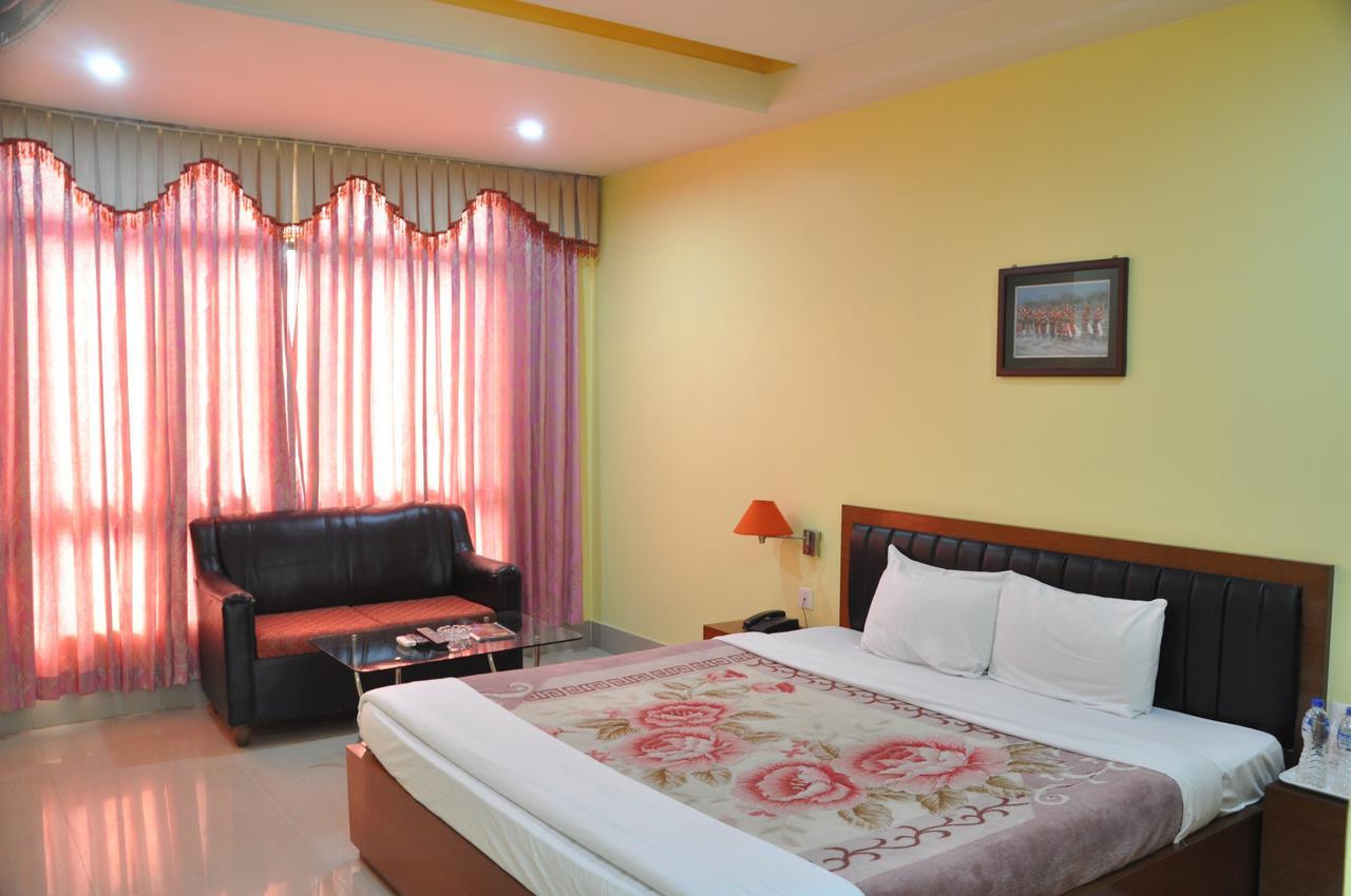 Hotel Dooars Mountain Alipur Duar Bagian luar foto