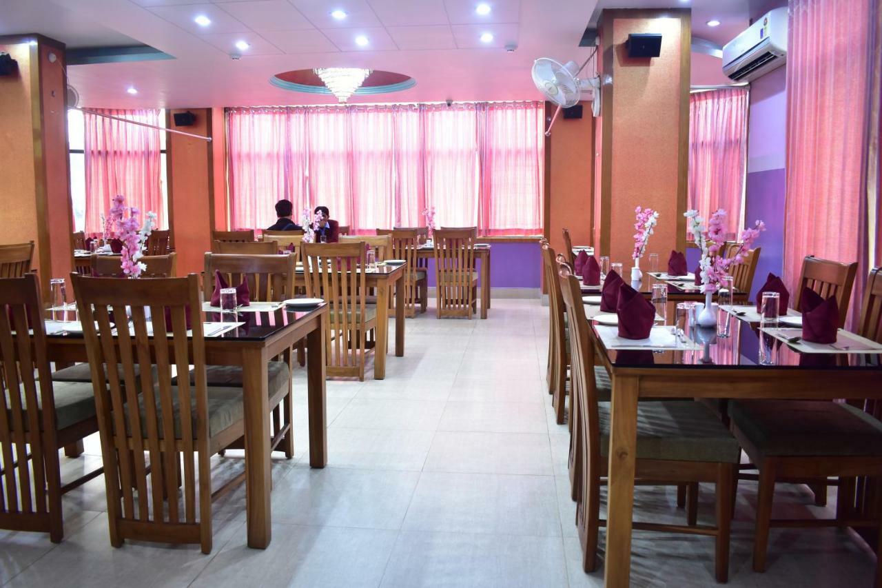 Hotel Dooars Mountain Alipur Duar Bagian luar foto